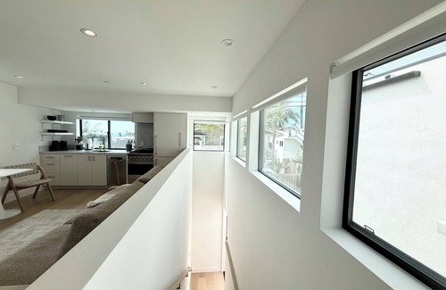 Cardiff-by-the-Sea Casa | Ocean-View Studio. New, Modern & Walkable to Cardiff Town & Beach