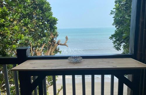 Carita Apartamento | ocean view studio room by hello beach