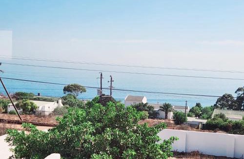 St. Helena Bay Apartamento | Ocean View Villa - Upper