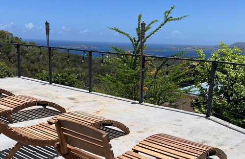 Estate Glucksberg and Grunwald Villa | ¡La única PISCINA DE TECHO en St John! Vistas al mar! Construcción a estrenar !!!
