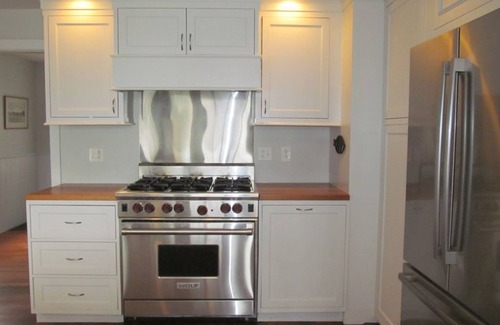 Pocasset Casa | Ocean View Walk to Beach 3 Bed 3 Bath Cape House- Sunset View