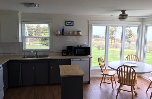 Cavendish Cabaña | Ocean views, 5 minute walk to beach