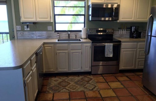 Islamorada Casa | Casa de 3 habitaciones con vista al mar y canal Dockage - 141 Ocean Ln.