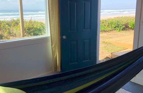 Waldport Casa | Vistas al mar desde cada habitación, acceso privado a la playa, bañera de hidromasaje, sala de juegos, ¡más!