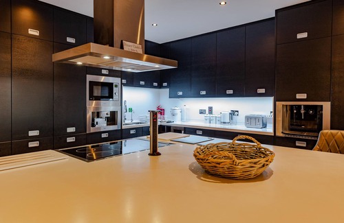 Kinsale Casa | Vistas al mar, kinsale Casa de 6 dormitorios, 5 baños, Gazebo, sala de juegos para niños, capacidad para 20