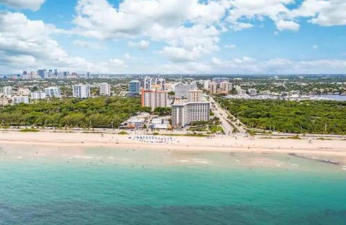 Birch Park Finger Streets Apartamento | Ocean Views! Steps from Dining, Shopping, Las Olas