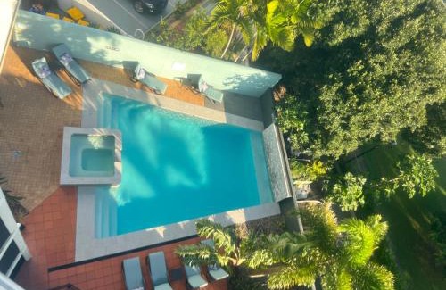 Alexandra Headland Apartamento | Ocean Views - Top floor