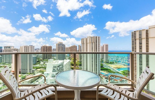 Ala Moana Apartamento | Ocean Views + Walkway to Mall-Ala Moana Hotel 2513
