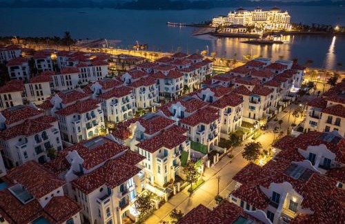 Bai Chay Villa | OCEAN VILLA - Sun Grand Feria Hạ Long
