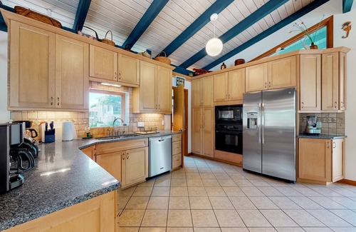 Bethany Beach Casa | Ocean Village Beachside House in North Bethany Beach w/Private Beach