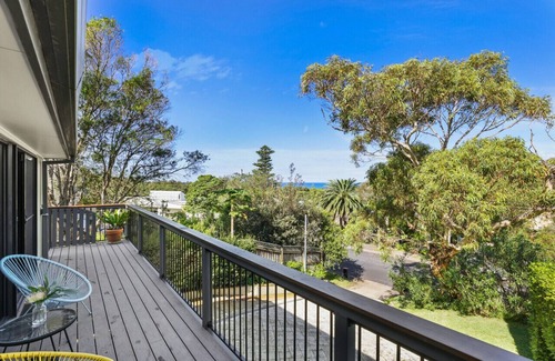 Avalon Beach Apartamento | Ocean Vistas - Walk to beach