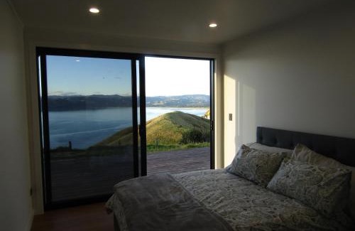 Mahia Casa | Ocean Waters
