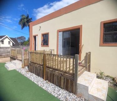 Hibberdene Apartamento | Ocean Wave Chalets Unit 2