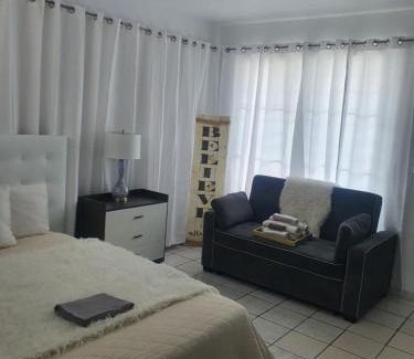 Isla Verde Apartamento | OCEAN WHITE APARMENT beach