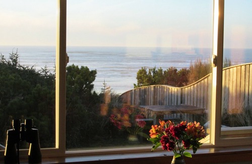 Newport Apartamento | Oceanwind Retreat, frente al mar, romántico, ideal para parejas, admite mascotas