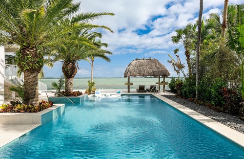Bay Point Casa | Ocean9 Villa, amazing waterfront, 15 min away from Duval Street!