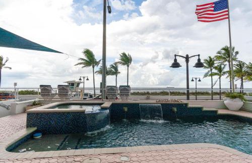 Birch Park Finger Streets Casa | Oceana Blue/Beach Front/Pool/Bar/Relax