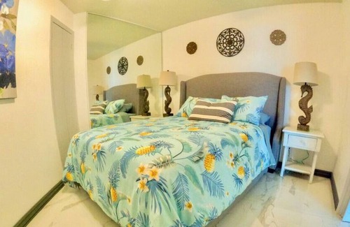 Centro Playas Condominio | Oceana Casa Del Mar Modern Condo on Beach, Pool