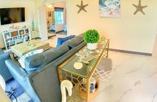 Centro Playas Condominio | Oceana Casa Del Mar Modern Condo on Beach, Pool