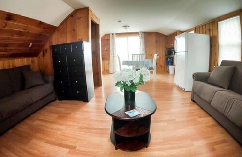 North Truro Cabaña | Oceana Cottages