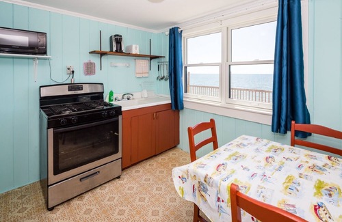 North Truro Cabaña | Oceana Cottages