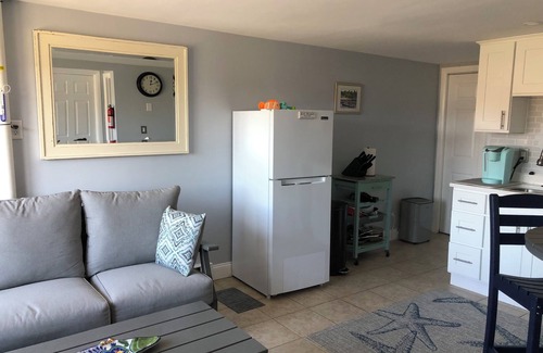 Rye Condominio | Oceanfront 1-bedroom condo with Deck Views in Rye