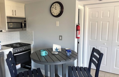 Rye Condominio | Oceanfront 1-bedroom condo with Deck Views in Rye