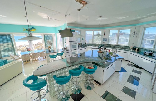 Loveladies Casa | Lux Oceanfront 7 + BR, piscina, bañera de hidromasaje - $ 21,500 wk. Correo electrónico para especiales de junio.