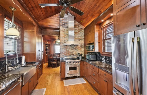 Golden Mile Casa | Oceanfront Alta Mira on the Golden Mile