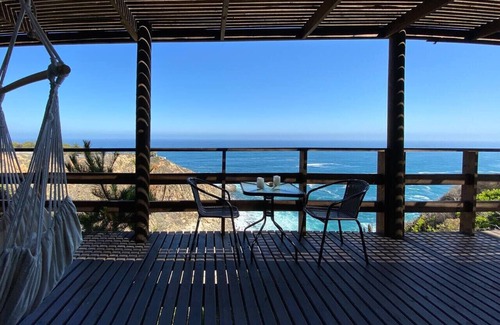 Tunquen Cabina | Tunquen Magico: Estudio Acantilado