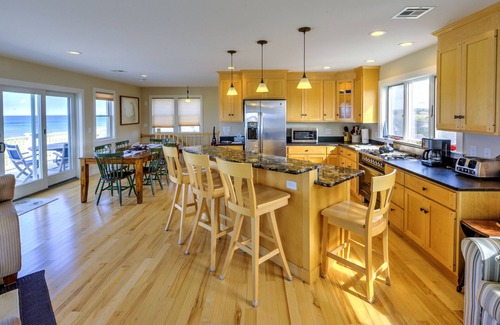 Sagamore Beach Casa | Oceanfront at Sagamore Beach, Updated Home with Gorgeous Views