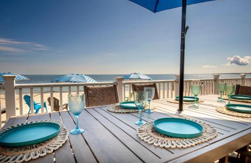 Sandwich Casa | Oceanfront Cape Cod House by Rock Properties