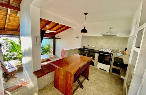 Portinho Condominio | Oceanfront, complete houses with 2 suites, equipped kitchen, air conditioning