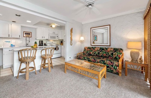 Kailua-Kona Condominio | Complejo frente al mar | No hay escaleras | AC | Wifi A partir de $ 89 / n