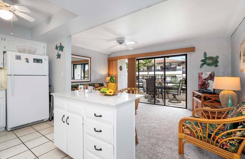 Kailua-Kona Condominio | Complejo frente al mar | No hay escaleras | AC | Wifi A partir de $ 89 / n