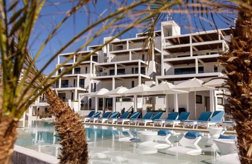Cerritos Casa | Oceanfront Condo, Stunning Views, Luxury Amenities