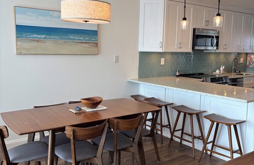 Ocean View Halifax Estates Condominio | Oceanfront Condo in Daytona Beach Shores Stunning Views Family-Friendly Sleeps 6