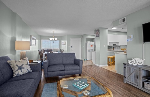 Indian Beach Condominio | Oceanfront Condo with best community amenities on the Island!