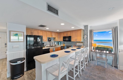 Stuart Condominio | Vistas panorámicas al mar, S. IRP de Hutchinson Island, ¡Se admiten mascotas GRATIS!