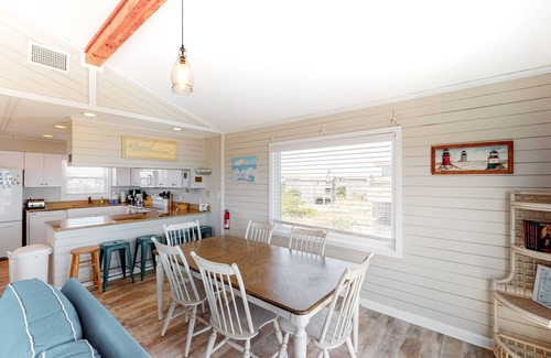 Frisco Casa | Oceanfront, Dog-Friendly House w/Central AC, Free WiFi, Shared Pool, Private W/D