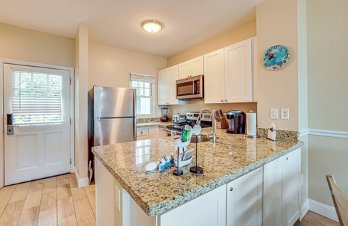 Marathon Casa | Oceanfront Duck Key Villa: 2 Marinas Steps Away!