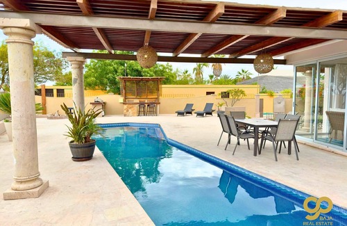 El Centenario Casa | Oceanfront Escape: Pool, BBQ, & Sunset Views