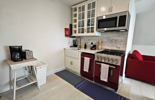 Winthrop Apartamento | Oceanfront Escape Near Boston - Steps to Sand