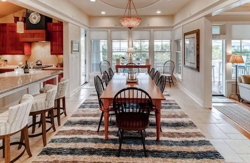 South Beach Casa | Oceanfront Family Friendly with Outside Play area, BHI