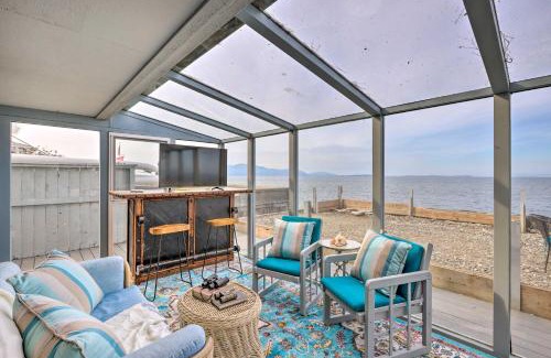 Ferndale Casa | Oceanfront Ferndale Oasis with Fire Pit, Grill!