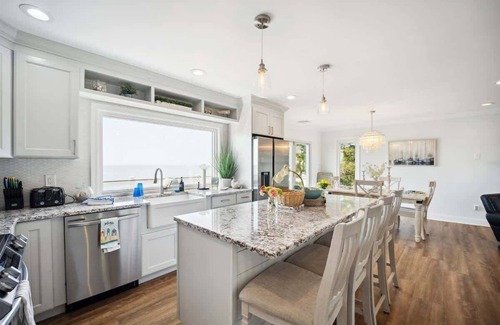 Morgan Point Casa | Oceanfront Getaway - Quiet, Firepit + Pvt Beach