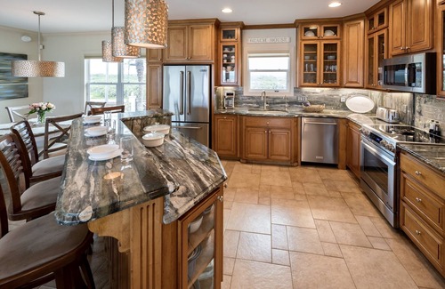 South Ponte Vedra Beach Casa | Casa ejecutiva frente al mar "All Decked Out" con características y servicios actualizados
