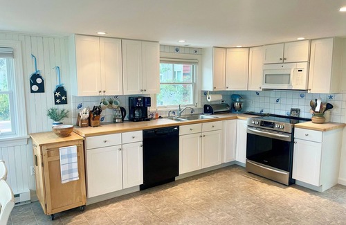 Kennebunkport Casa | Oceanfront Home on Goose Rocks Beach, Kennebunkport
