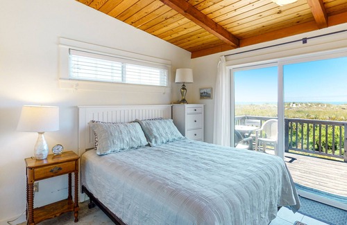 Manzanita Casa | Oceanfront home with EV charger, enclosed yard, beach access and views