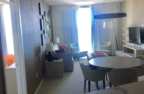 Hollywood South Central Beach Apartamento | Oceanfront Hotel 2bdr/2bth balcony ocean/city view